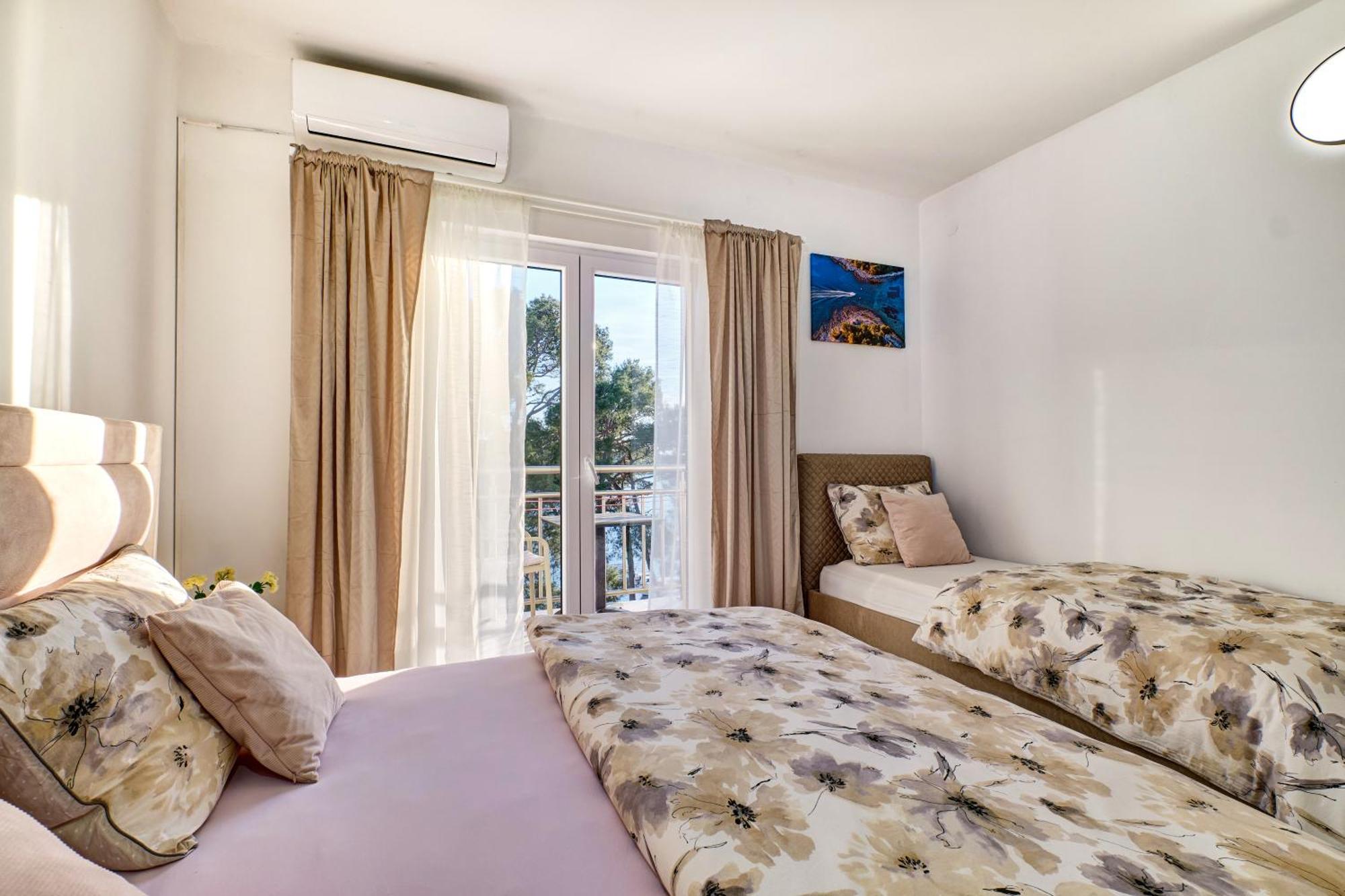 Calma Sea View Rooms Mali Losinj Luaran gambar