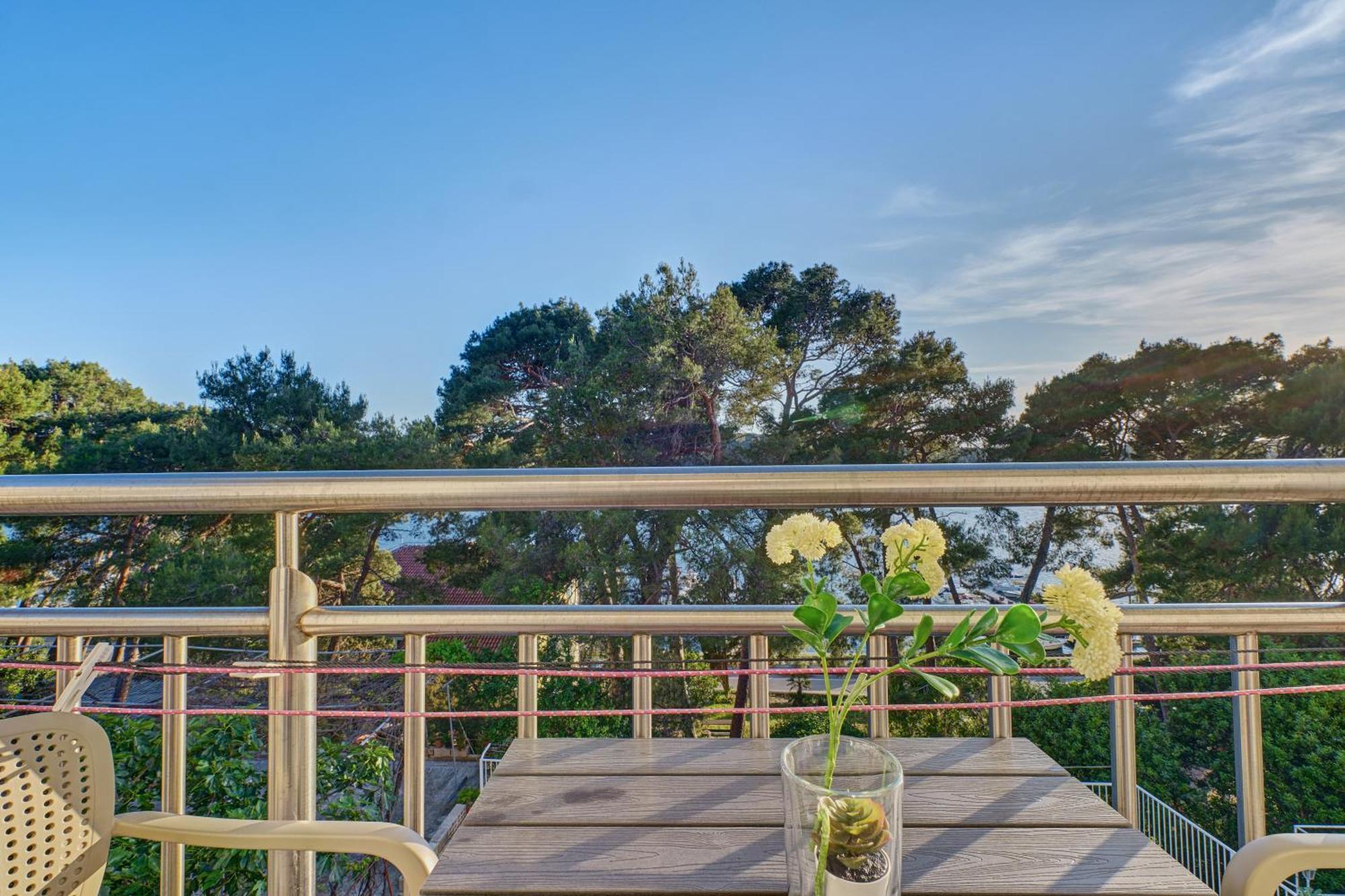 Calma Sea View Rooms Mali Losinj Luaran gambar
